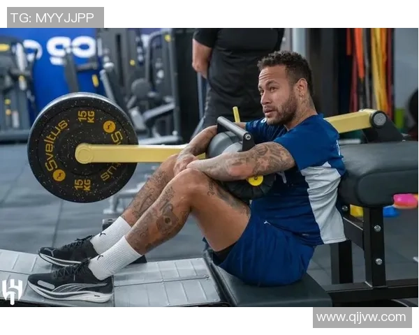 球星日常训练揭秘:从技术细节到体能提升的全方位训练计划 球星日常训练揭秘:从技术细节到体能提升的全方位训练计划